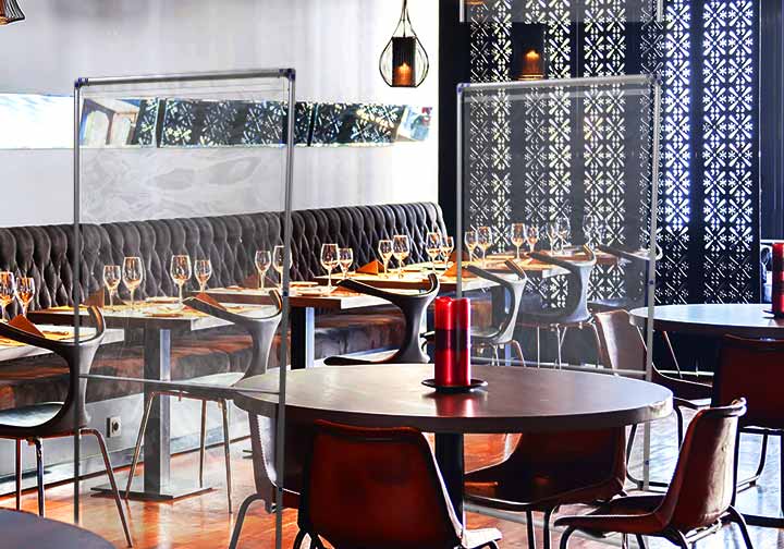 Floor Standing Sneeze Shield  1 - Circleone