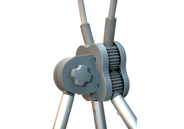 https://d1xv5jidmf7h0f.cloudfront.net/stagecircle/images/products_gallery_images/Multifunctional-Adjustable-X-Banner-Stands-3.jpg