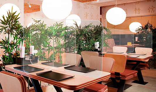 Restaurant Tabletop Desk Divider Sneeze Guard - Clear Acrylic ( 4 person)  1 - Circleone