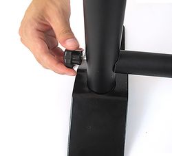 adjustable-screen-sneeze-shield-9