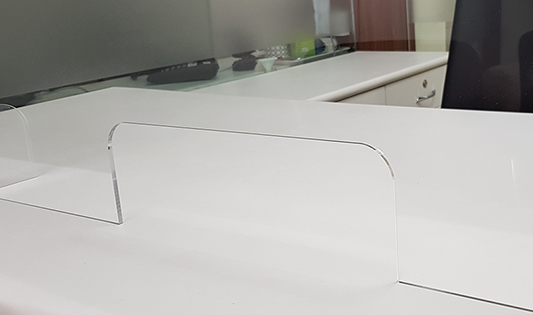 Countertop Sneeze Guard  3 - Circleone