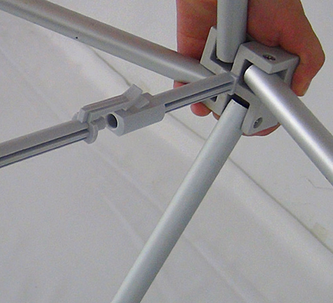 fabric-pop-up-curved-display-05